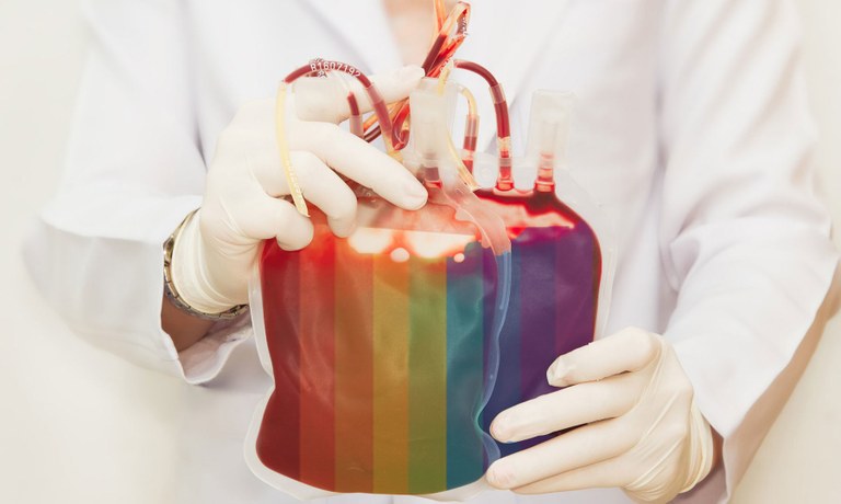 Greziak gizonezko homosexualei odola ematea debekatzen zien betoa kendu du Greziak gizonezko homosexualei odola ematea debekatzen zien betoa kendu du