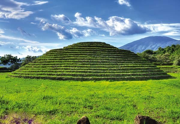 Guachimonteseko piramide borobilak Guachimonteseko piramide borobilak
