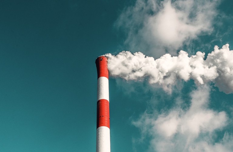 Gure atmosferan geroz eta CO2 gehiago dago eta ez dirudi honek atzera bueltarik duenik Gure atmosferan geroz eta CO2 gehiago dago eta ez dirudi honek atzera bueltarik duenik