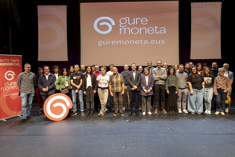 Gure Monetak billeteen itxura erabakitzeko galdetegia zabaldu du
