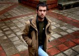 Hedoi Etxarte: Aldatzeko gaitasunik gabeko poesiak ez du sofa batek baino meritu gehiago Hedoi Etxarte: Aldatzeko gaitasunik gabeko poesiak ez du sofa batek baino meritu gehiago
