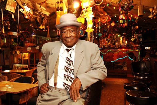 Henry Grayri omenaldia Hondarribiko Blues Jaialdian Henry Grayri omenaldia Hondarribiko Blues Jaialdian