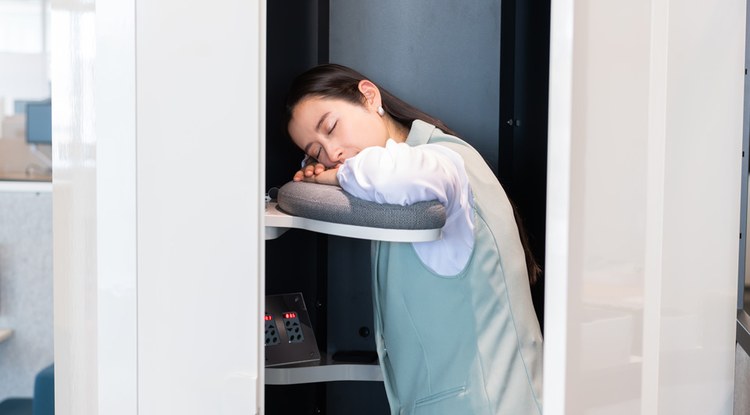 Herrialde honetan lantokian edo eskolan lo-kuluxka egin ahal izango duzu, kaleratua edo zigortua izateko arriskurik gabe