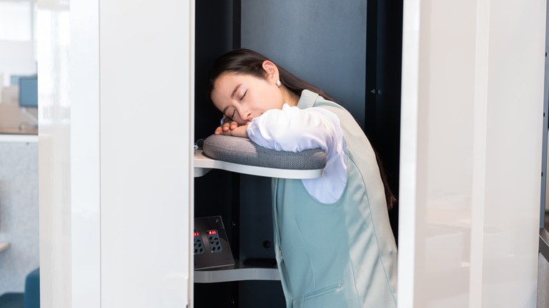 Herrialde honetan lantokian edo eskolan lo-kuluxka egin ahal izango duzu, kaleratua edo zigortua izateko arriskurik gabe