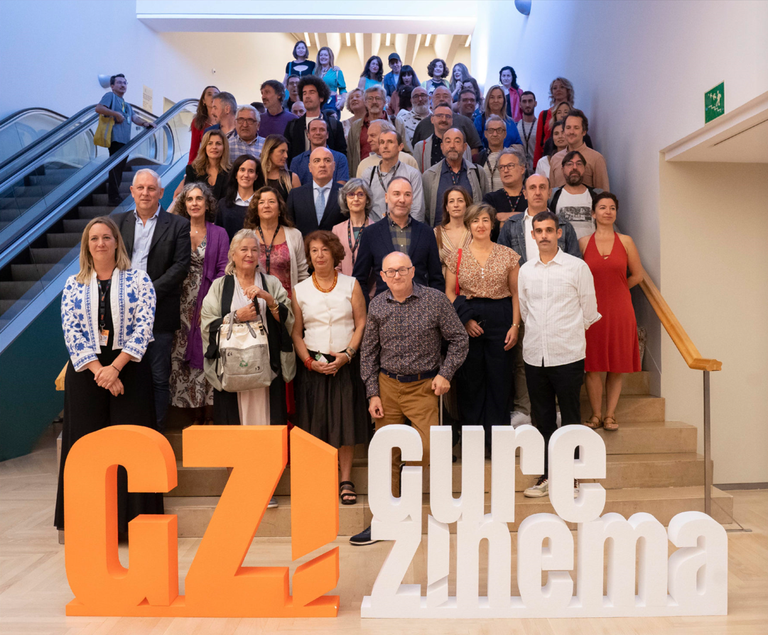 Ikus-entzunezkoen sektoreko eragileak biltzen dituen 'Gure Zinema' plataforma sortu dute Ikus-entzunezkoen sektoreko eragileak biltzen dituen 'Gure Zinema' plataforma sortu dute