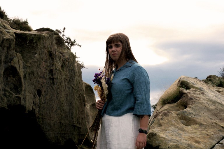 Ilargi musikariaren 'Jaizkibel' abestia: doluan izandako ametsa kantu bihurtuta Ilargi musikariaren 'Jaizkibel' abestia: doluan izandako ametsa kantu bihurtuta