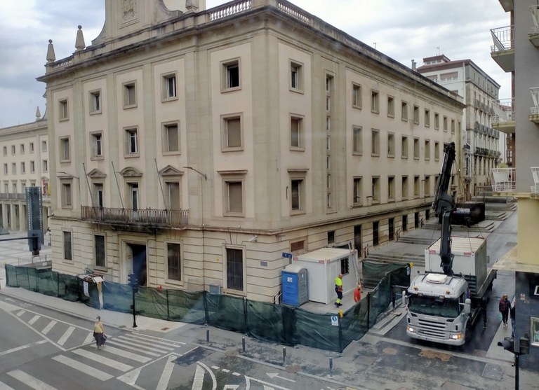 ISTORIO MISTERIOTSUAK (I): Andresito, Gasteizko Ogasunaren eraikineko mamu gaztea