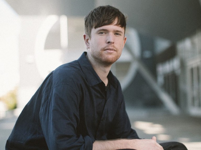 James Blake artistak entzuleari lagundu nahi dio bere lan berriarekin James Blake artistak entzuleari lagundu nahi dio bere lan berriarekin