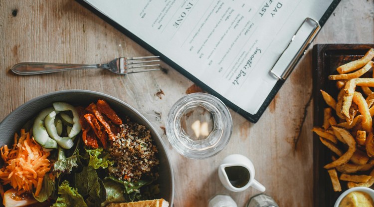 Jatetxean zer jan erabakitzeak estresa eragiten badizu, zer egin azalduko dizugu