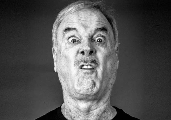 John Cleese badoa John Cleese badoa