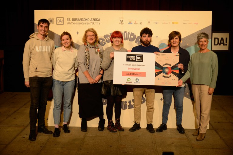 Jon Ander Urrestiren 'Eucalyptus' proiektuak irabazi du Durangoko Azokako Sormen Beka