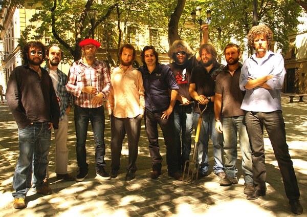 Jose Mari (Bizardunak): Euskal rock erradikalaren garaiko jarrera gordina berreskuratu dugu Jose Mari (Bizardunak): Euskal rock erradikalaren garaiko jarrera gordina berreskuratu dugu