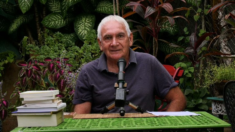 Joseba Sarrionandiaren hitzaldi literarioa eta La Basuren tailerra izango dira Darabilboren hurrengo ekintzak