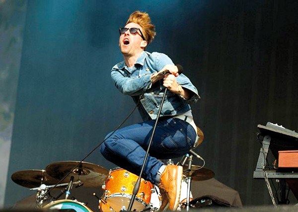 Kaiser Chiefs Kaiser Chiefs