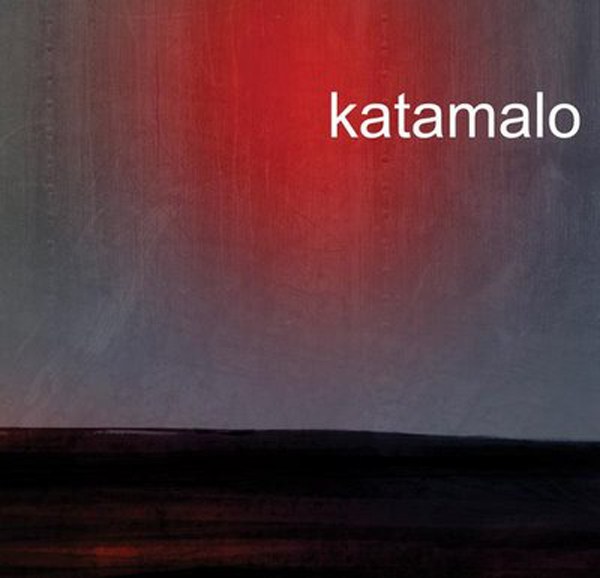 Katamalo berriro ere eszenatoki gainean Katamalo berriro ere eszenatoki gainean
