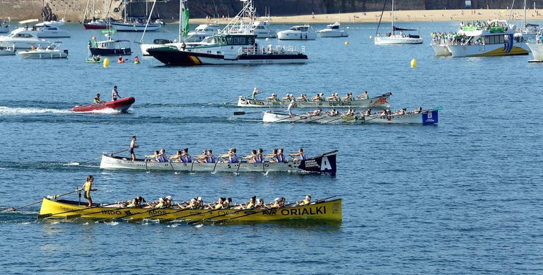 Kirolari transgeneroek KAE eta ETE ligetan parte hartu ahal izateko araudia osatu da