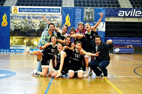 Kirolaz, neska gazteekin Kirolaz, neska gazteekin