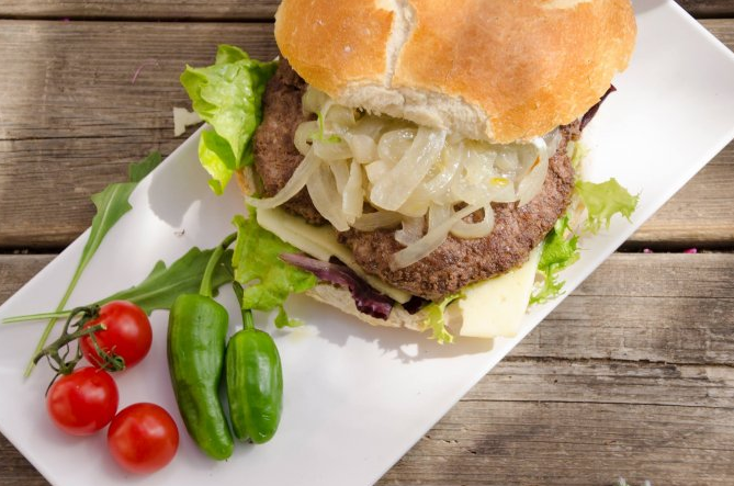 Screenshot_2020-05-13 Cerveceria Txiritinga ( Riezu) · Turismo rural en Navarra.png