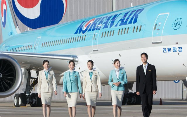 Korean Air airelineak bere bidaiariak pisatuko ditu hegazkineria igo aurretik