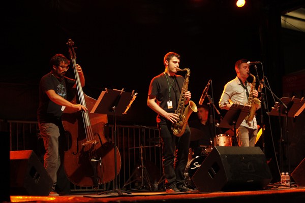 Lagundu Heineken Jazzaldian ariko diren tokiko taldeak aukeratzen! Lagundu Heineken Jazzaldian ariko diren tokiko taldeak aukeratzen!