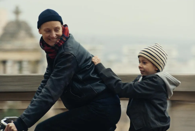 'Love me tender' filma: ama lesbiana baten sistemaren aurkako borroka