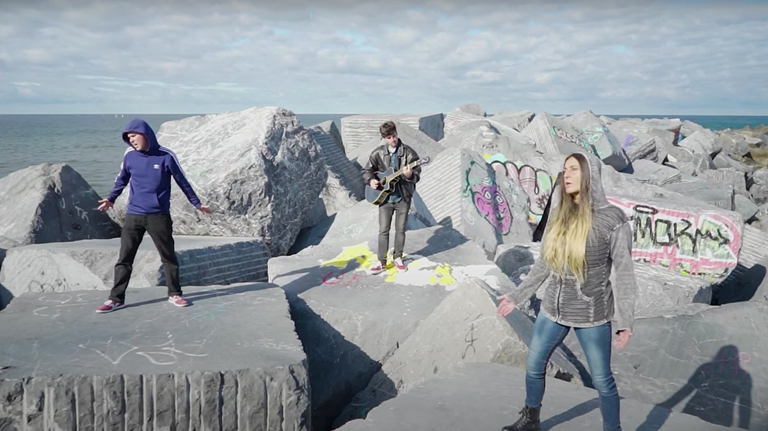 Lurrin taldeak 'Non zeuden gure ametsak?' aurrerapen singlea kaleratu du