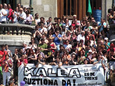 Manifestaziora deitu dute Bilbon 'Kalea guztiona da' lelopean Manifestaziora deitu dute Bilbon 'Kalea guztiona da' lelopean