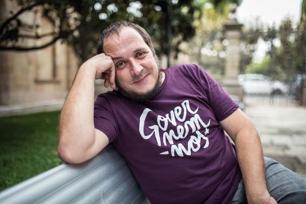 "Masa hedabideak XXI. mendeko armada badira, komunikazioaren gerrilla bat behar dugu" "Masa hedabideak XXI. mendeko armada badira, komunikazioaren gerrilla bat behar dugu"