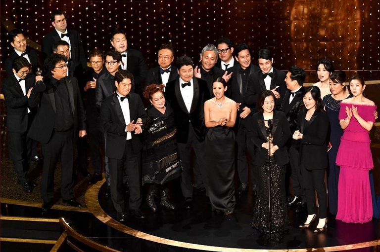 Merezi al zuen 'Parasite' filmak Oscar saria? Merezi al zuen 'Parasite' filmak Oscar saria?