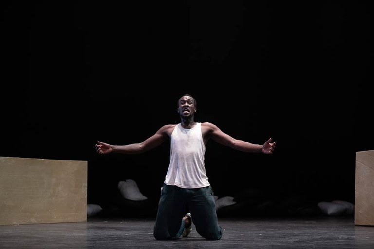 'Miñan' liburuan oinarritutako antzezlana estreinatuko dute Bilbon