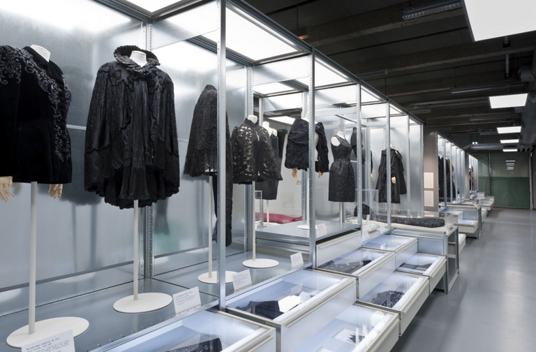Moda eta teknologia tailerrak Kristobal Balentziaga museoan Moda eta teknologia tailerrak Kristobal Balentziaga museoan