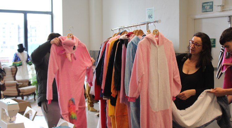 'Mozorrotruk' mozorroen azoka izango da Donostiako Tabakaleran