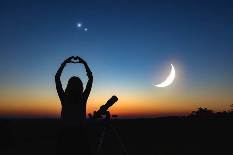 Neguari ongi etorria emanez Jupiter eta Saturnoren konjuntzioarekin Neguari ongi etorria emanez Jupiter eta Saturnoren konjuntzioarekin