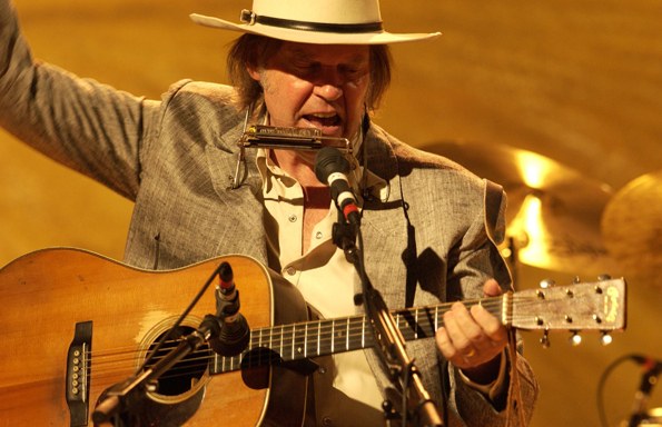 Neil Young Miarritzen izango da ekainean Neil Young Miarritzen izango da ekainean