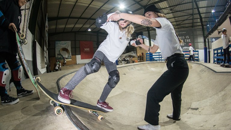 Neskaters jardunaldia izango da bihar Bilbon, emakumezkoen skatearen eta hiri-kulturaren kokagune izateko asmoz