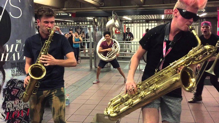 New York metroko izarrak ezagutzen dituzu? New York metroko izarrak ezagutzen dituzu?