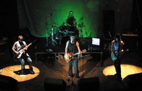 Norton klub: Bartzelonan ondutako kluba Norton klub: Bartzelonan ondutako kluba