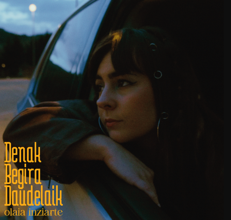 Olaia Inziartek 'Denak begira daudelaik' abestia kaleratu du