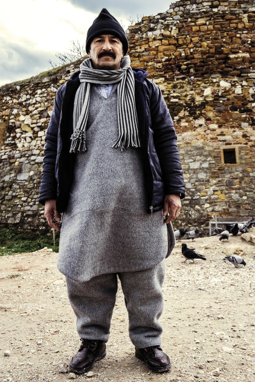ERREFUXIATUAK_APIRI_M.Sadeqi_OSABA.jpg
