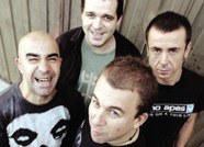 PAM: Rock garbigailu hiltzailea PAM: Rock garbigailu hiltzailea