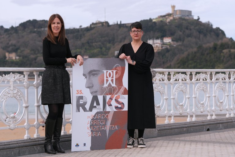 Rikardo Arregi Kazetaritza Sariaren deialdia martxan da