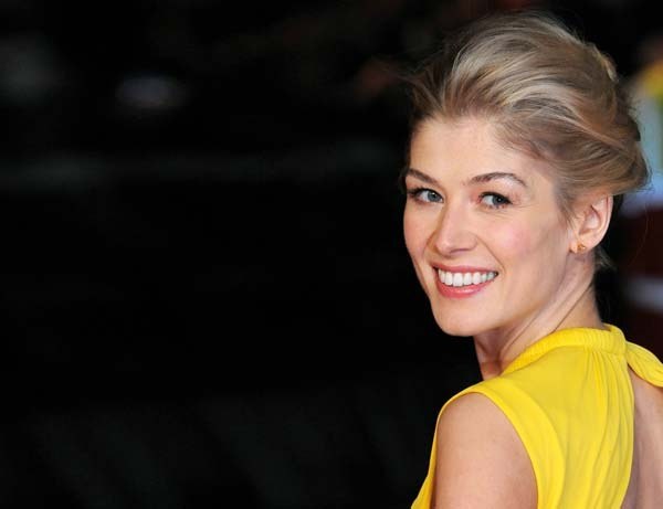 Rosamund Pike: Ezezagunaren momentua Rosamund Pike: Ezezagunaren momentua