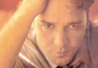 Russell Crowe: Bortitza baina xamurra Russell Crowe: Bortitza baina xamurra