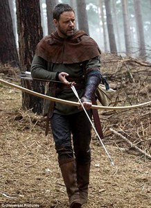 Russell Crowe, Sherwoodeko basoetako errege Russell Crowe, Sherwoodeko basoetako errege