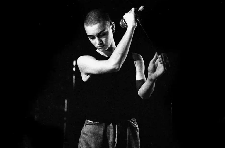 Sinéad O’Connor-en zortzi abestirik onenak