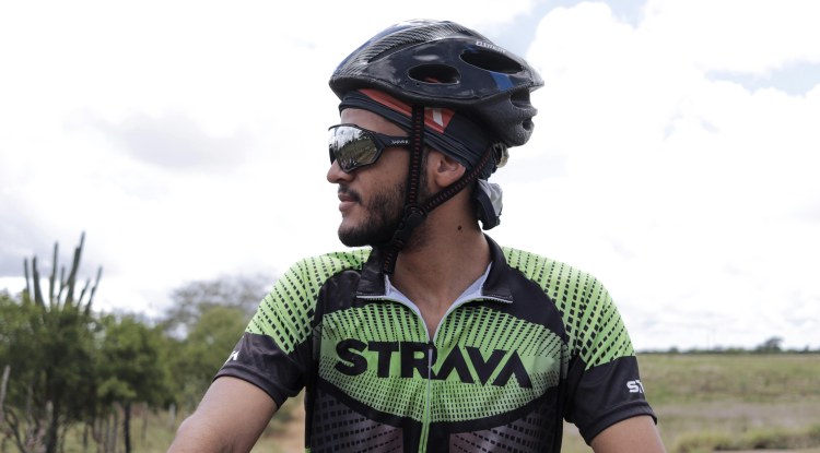 'Strava': kirolariek ligatzeko aplikazioa?