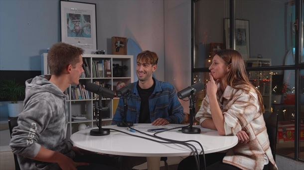 Surfaren inguruko bideopodcasta estreinatu du Gazteak