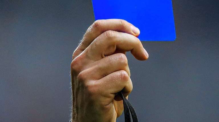 Txartel urdina futbolean: ideia ona ote? Txartel urdina futbolean: ideia ona ote?