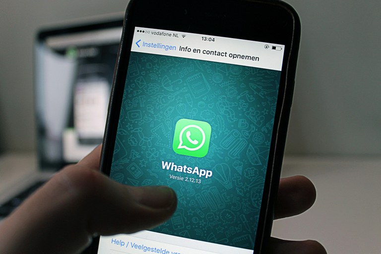 Whatsapp-ek iragarkiak erakutsiko dizkizu hemendik aurrera