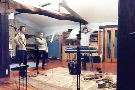 Zazkel, Estudioan Zazkel, Estudioan